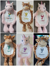 Charger l'image dans la galerie, .Housse de rangement Licorne / Girafe (43 cm)