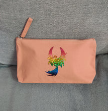 Charger l'image dans la galerie, Trousse de toilette / maquillage