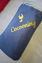 Charger l&#39;image dans la galerie, .Grand Plaid 100% polaire
