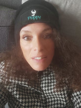 Charger l'image dans la galerie, Bonnets mixtes tricotés avec revers
